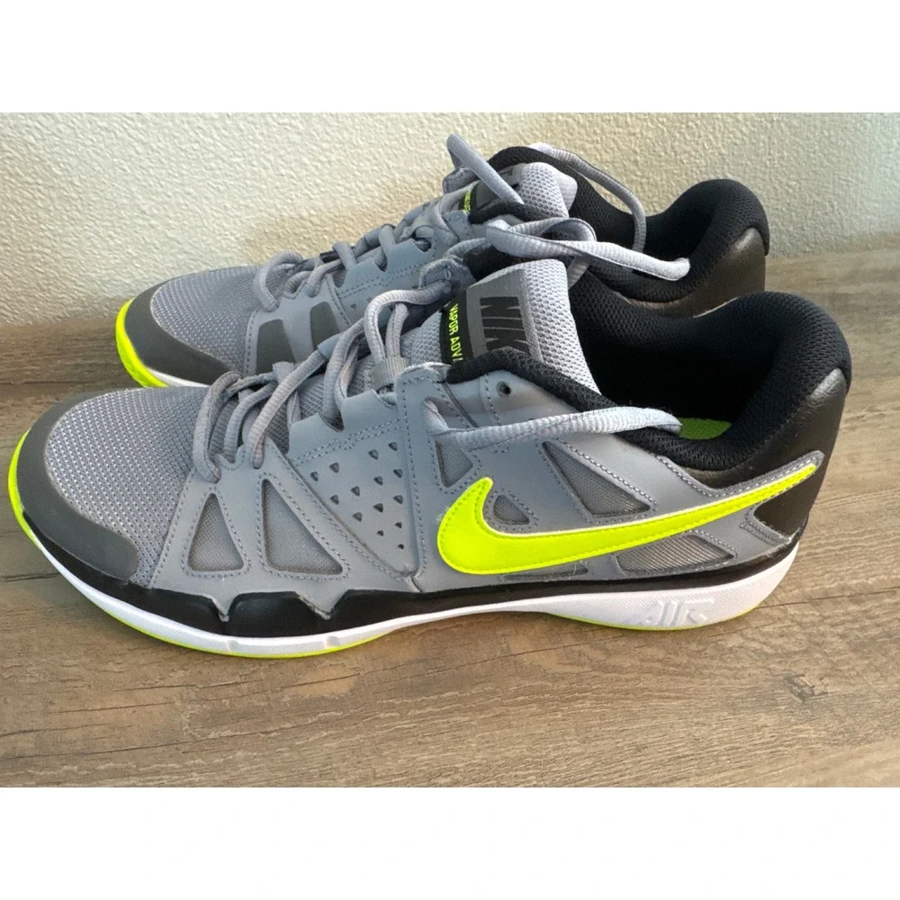 Nike Air Vapor Advantage Mens 12.5 Grey Black Volt Tennis Shoes 599359-070